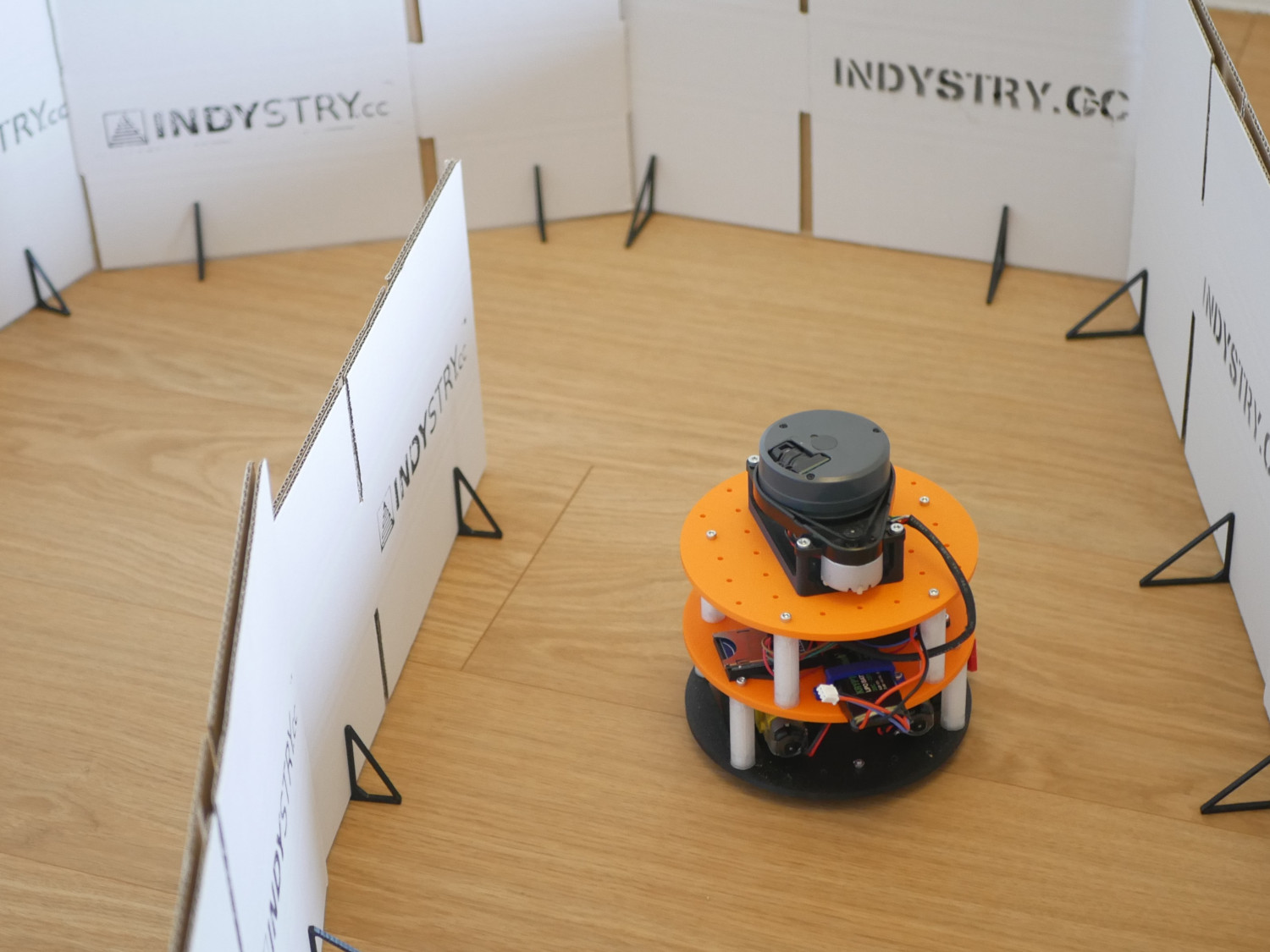 Machine learning robot with LIDAR